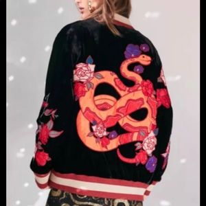 URBAN OUTFITTERS reversible embroidered bomber jacket